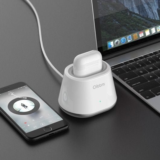 Oittm, il dock per ricaricare le AirPods 1 Oittm