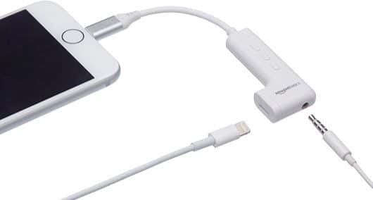Anche Amazon ha realizzato il suo adattatore Lightning-jack 1 Amazon Lightning-Jack