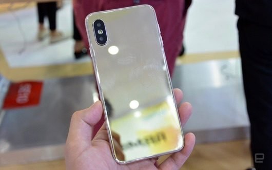 Hotwav Symbol S3, il primo clone dell'iPhone X 2 Hotwav Symbol S3