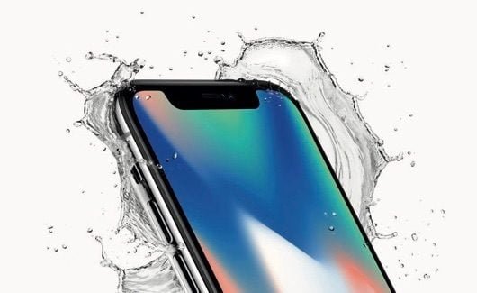 iPhone X acqua