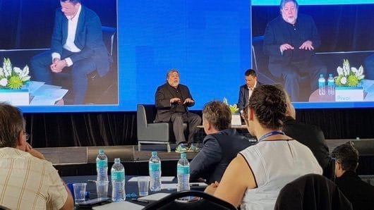 Tim Cook ha regalato un iPhone X a Steve Wozniak 1 Steve Wozniak