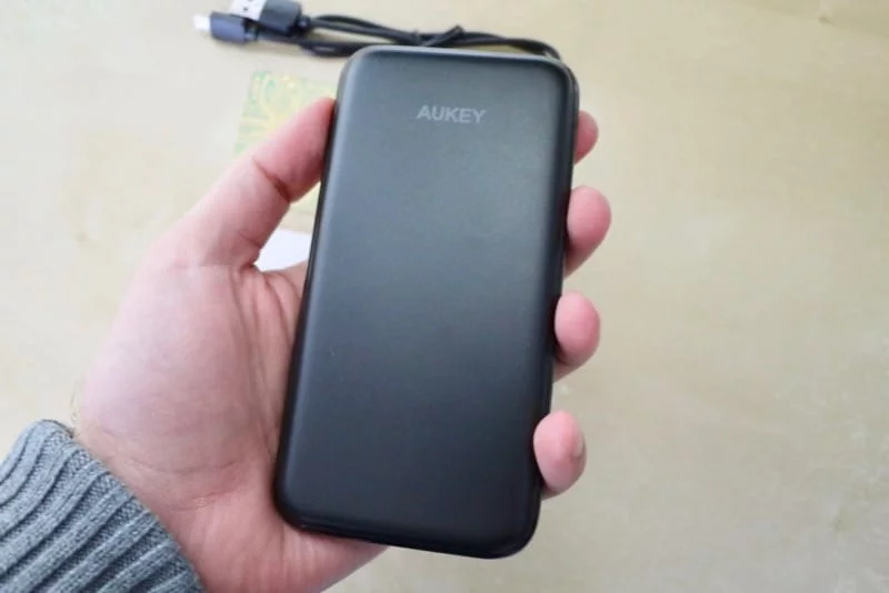 Recensione della batteria esterna Aukey da 10.000 mAh 1 Batteria Aukey