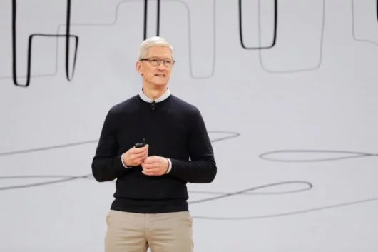 Tim Cook effettua ufficialmente il suo coming out 1 Tim Cook