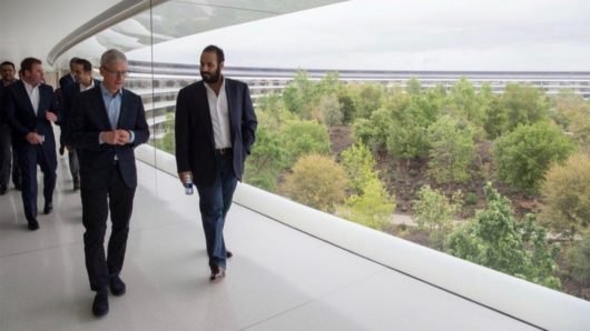 Il principe saudita incontra Tim Cook all'Apple Park 1 Tim Cook Apple Park