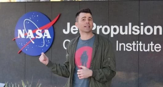 Apple avrebbe assunto lo YouTuber Mark Rober per creare contenuti per la guida autonoma 1 Mark Rober