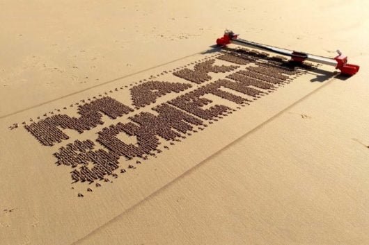 Sand Drawing Robot, la stampante per la spiaggia 1 Sand Drawing Robot