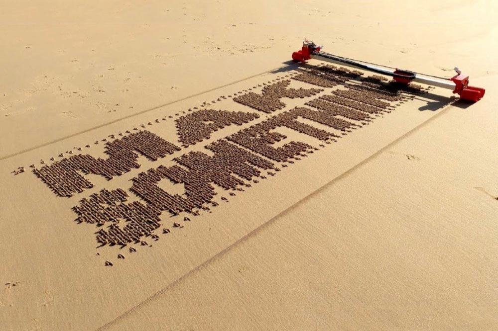 Sand Drawing Robot
