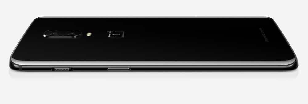OnePlus schiera il 6T contro l'iPhone 3 OnePlus 6T