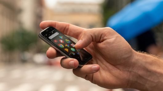 Palm smartphone