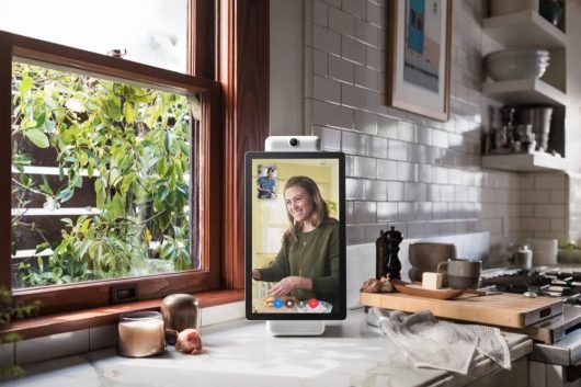 Portal, il dispositivo di Facebook per le videochat tra amici 1 Portal Facebook