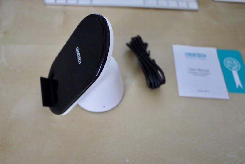 Recensione del Choetech T563-S, la base di appoggio ad induzione per iPhone 1 Choetech T563-S