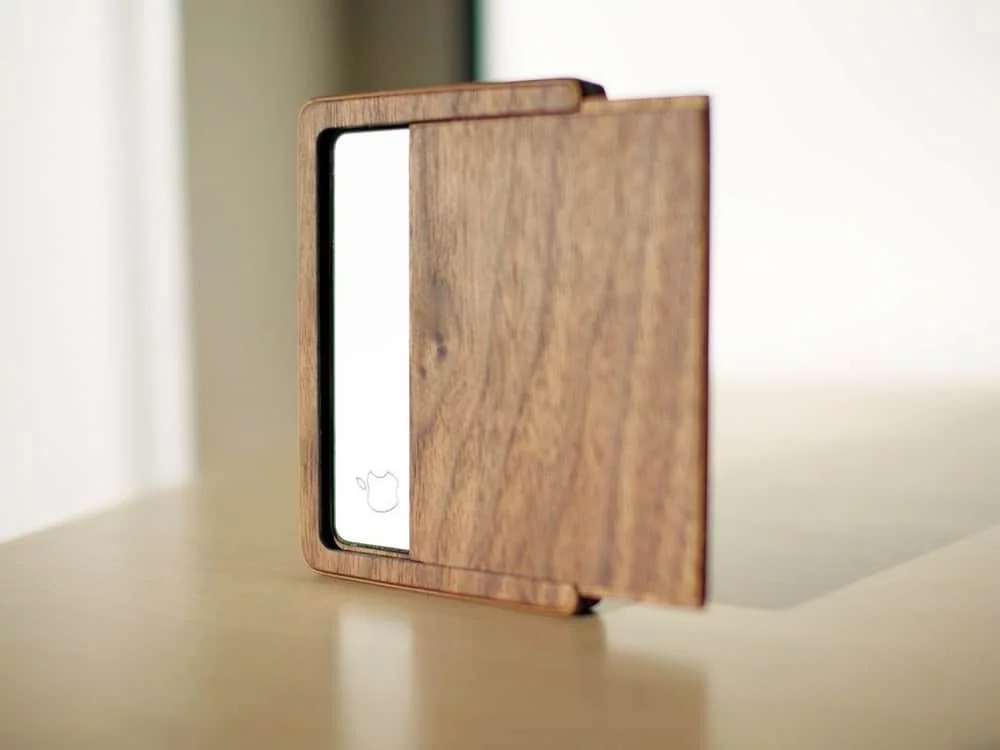 Il sarcofago per Apple Card 1 Custodia Kerf per Apple Card