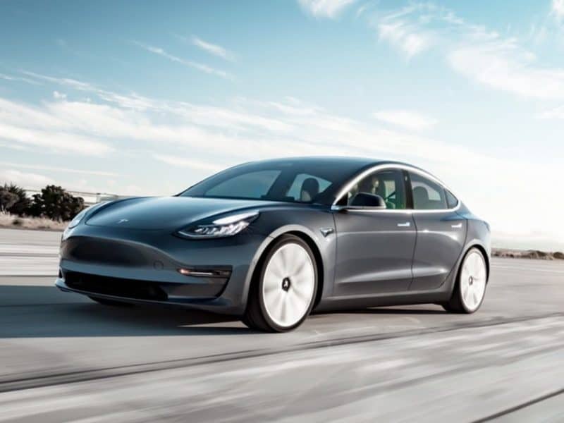 Una Tesla si può comprare con quasi 20.000 € di incentivi 1 Tesla Model 3