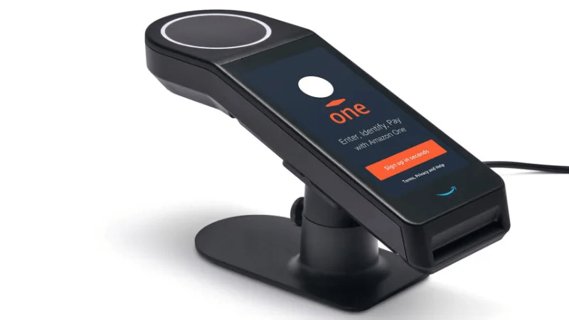 Amazon One il POS di Amazon che permette di pagare con il palmo della mano