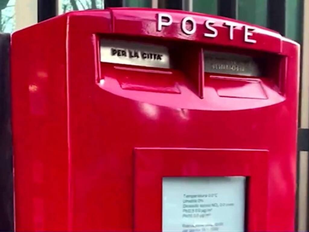 Cari figli miei, niente email c’erano i francobolli 4 Cassetta postale dove imbucare le lettere