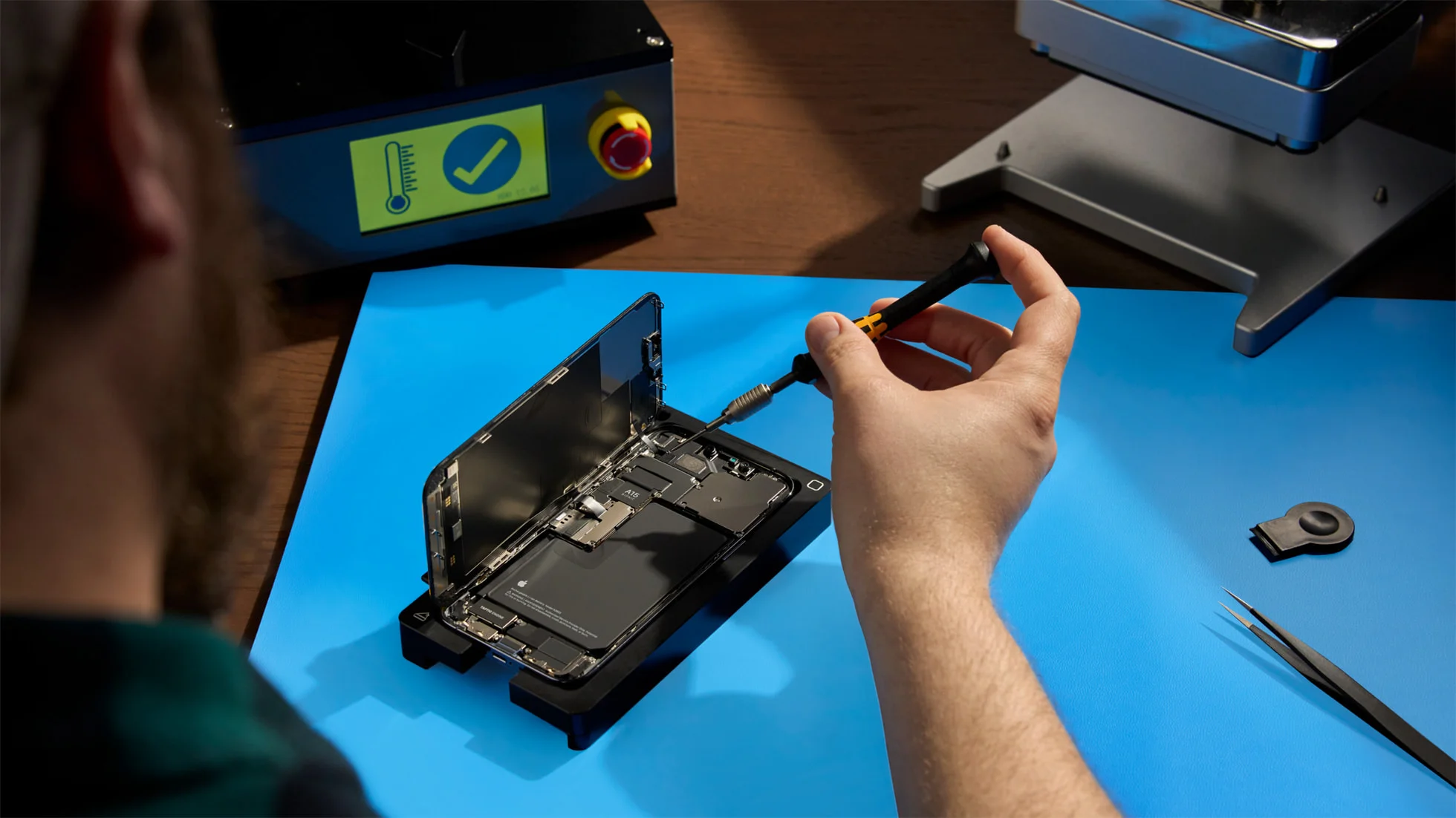 Il negozio di ricambi originali Apple apre i battenti 1 Self Service Repair di Apple