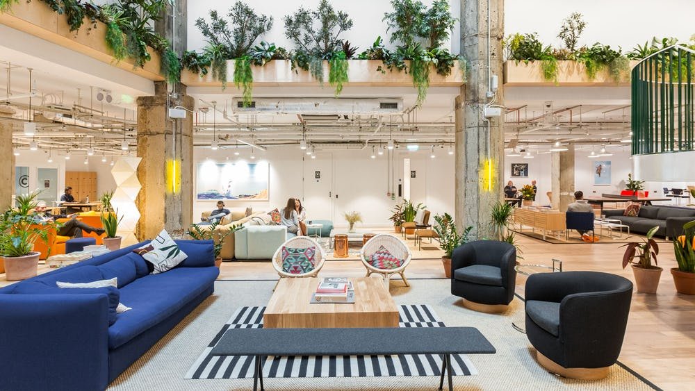Le mie impressioni su WeCrashed su Apple TV+ 4 Gli spazi di WeWork a Londra