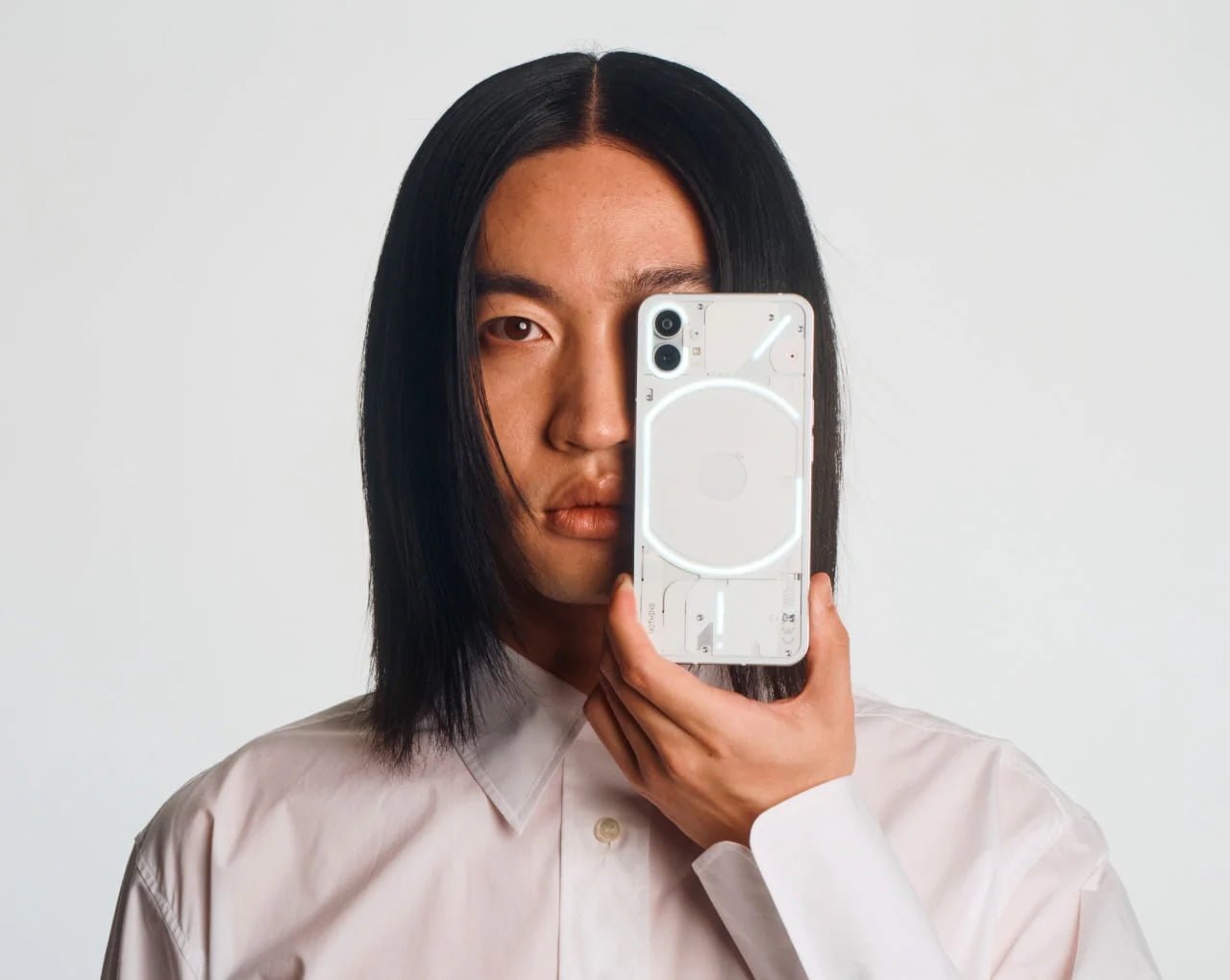 Rivelato il Nothing Phone 1, l’Android diverso dagli altri 1 Il Nothing Phone 1