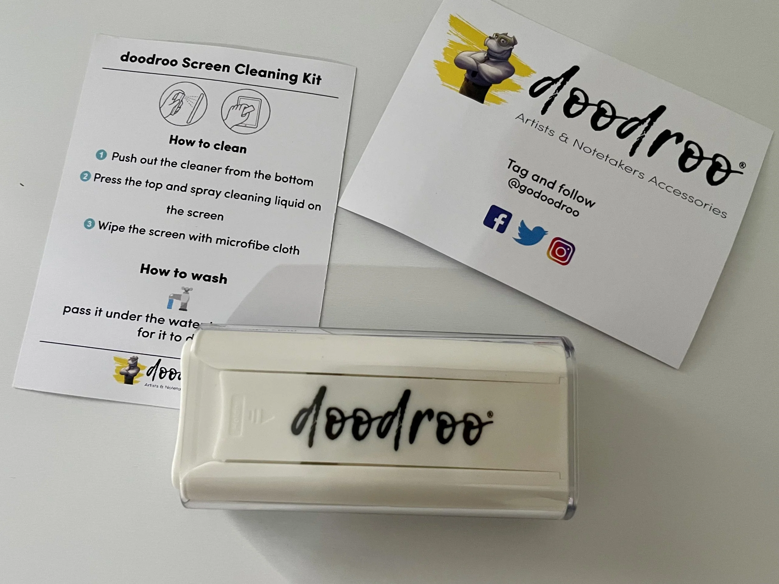 Pellicola effetto carta Fives per iPad