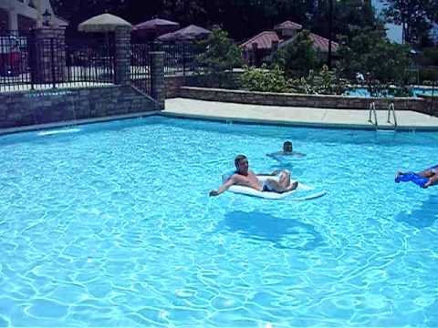 iphone 3gs dropped in the pool s