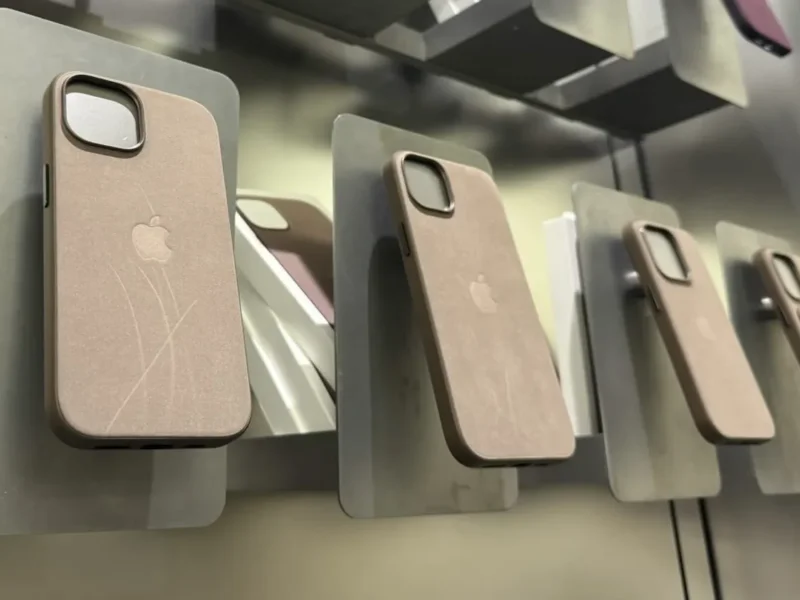 Le custodie FineWoven di Apple