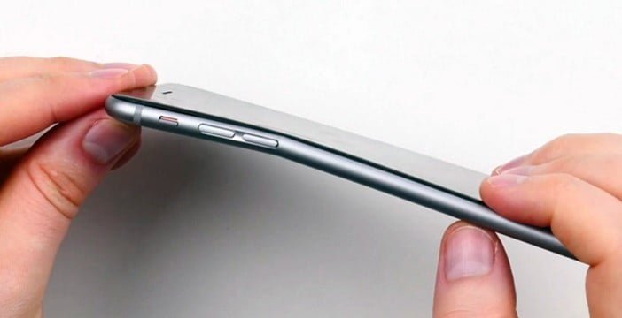 Aiuto, Apple ha di nuovo la sottillite 2 Bendgate