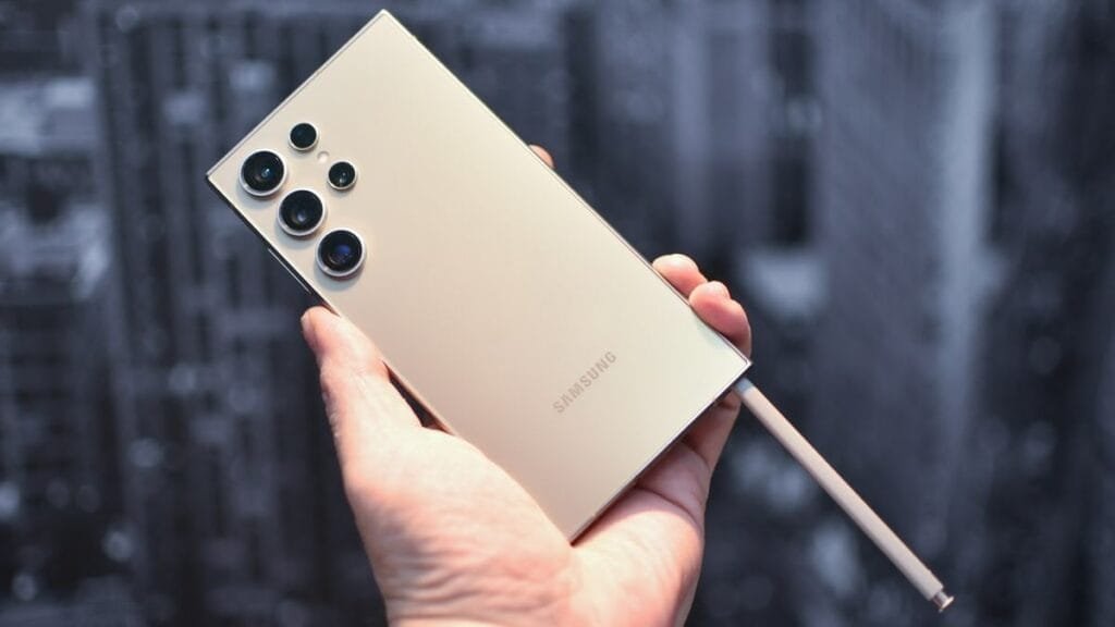 Galaxy S25 vs iPhone 16: sottile non è sinonimo di fragile 1 Samsung Galaxy S25 1