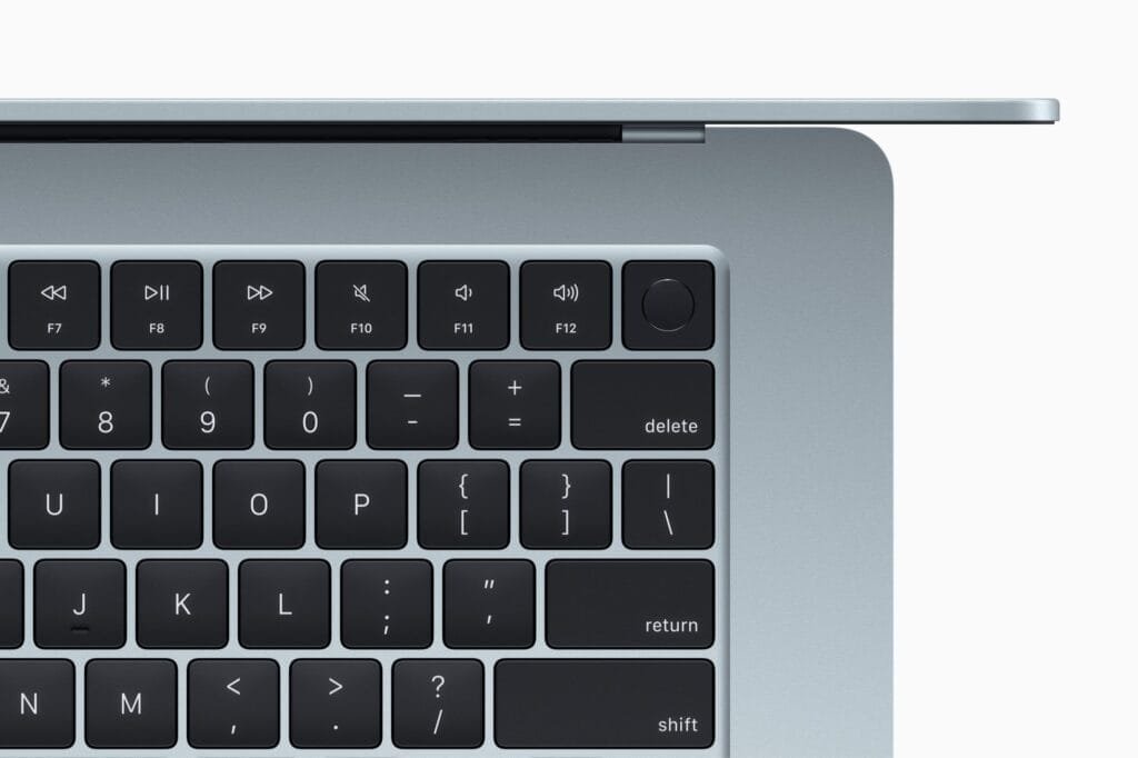 MacBook Air M4 2025: l'ultraleggero Apple si evolve con potenza silenziosa 5 MacBook Air 2025 5