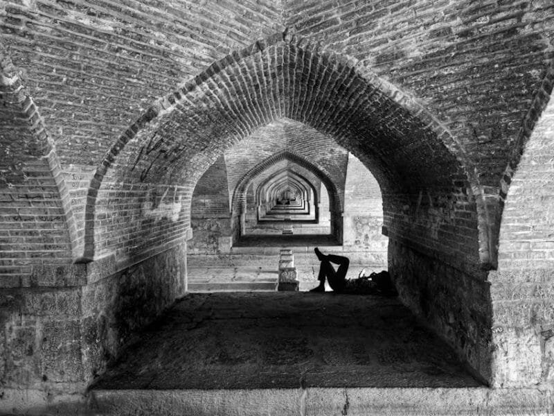 Si può amare moltissimo un'azienda? Se ci pensiamo si tratta di un'entità volta alla produzione di b