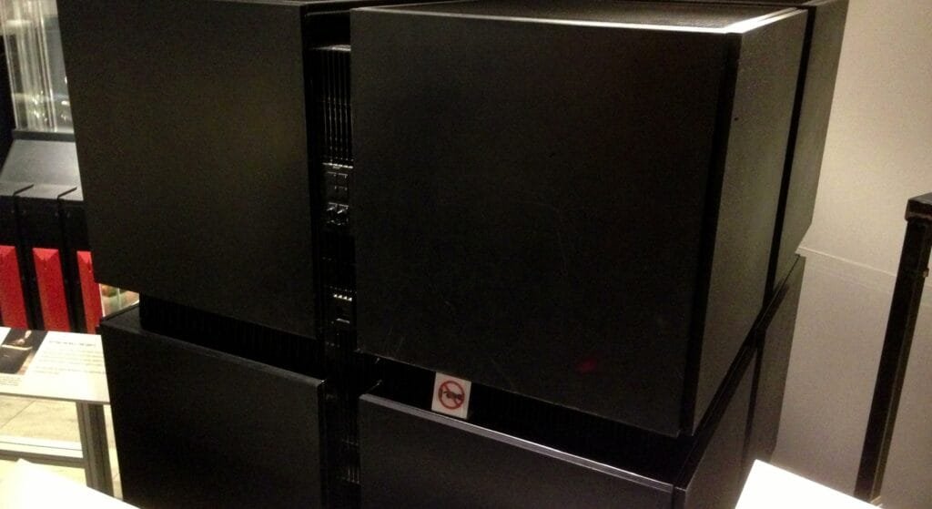 Vista della Connection Machine CM-1