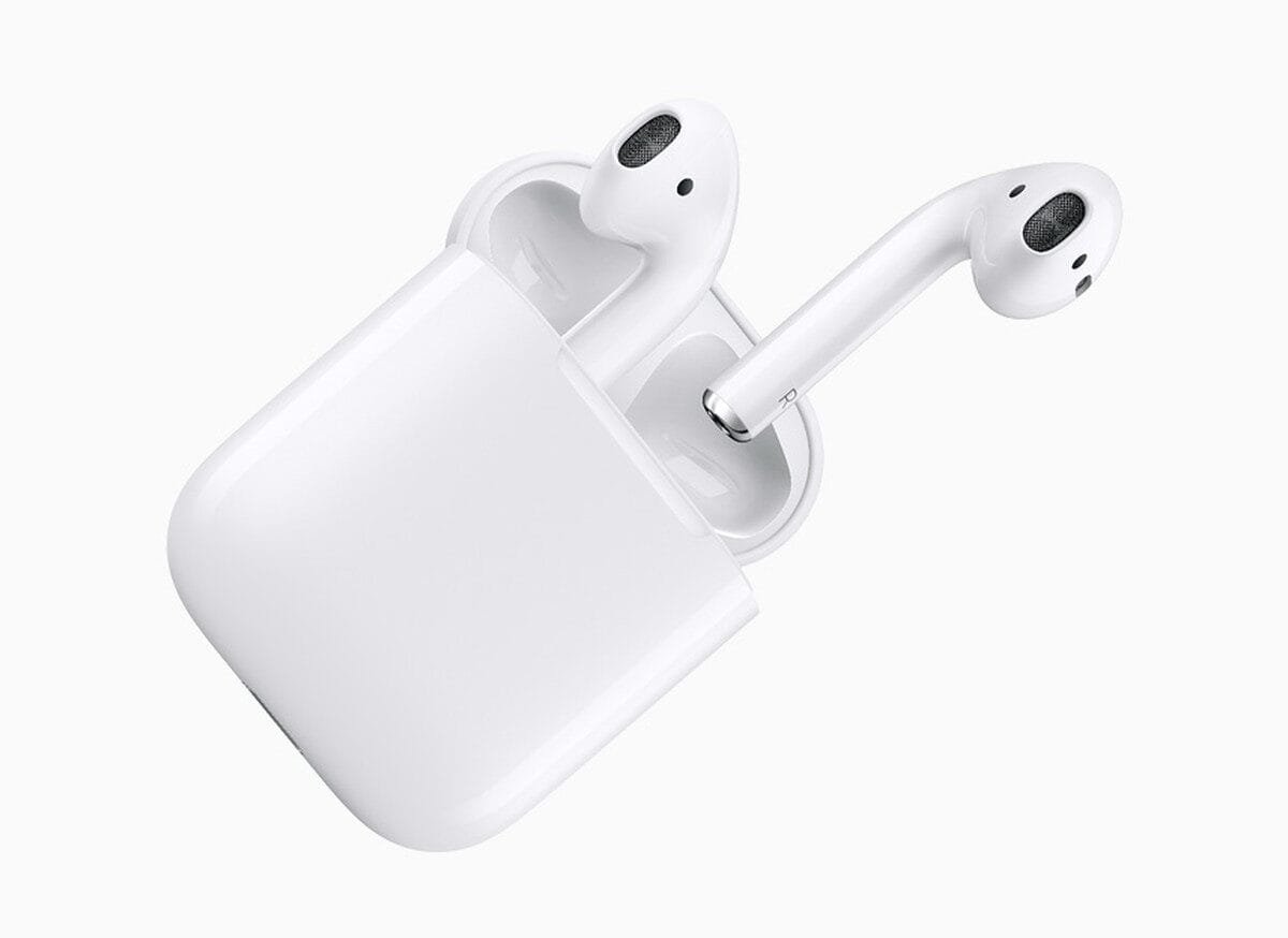 AirPods di prima generazione nella custodia, comunicato Apple 2016